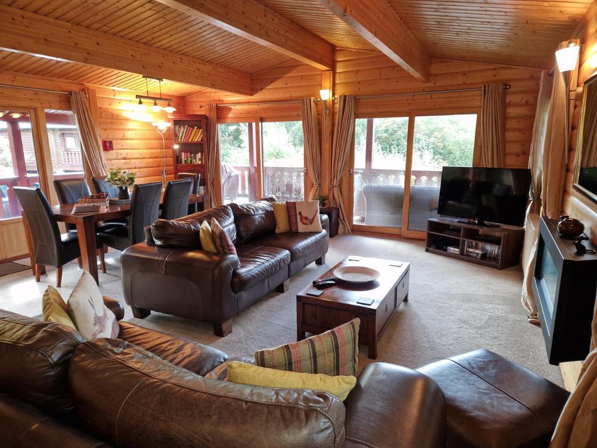 Alpine Lodge 1, Kippford, Dalbeattie Eksteriør bilde